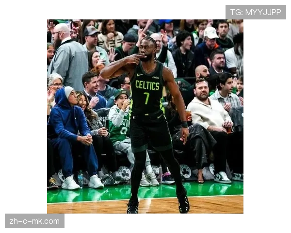 骑士替补席仅得13分衔接段崩盘，绿军替补41分凸显深度差距